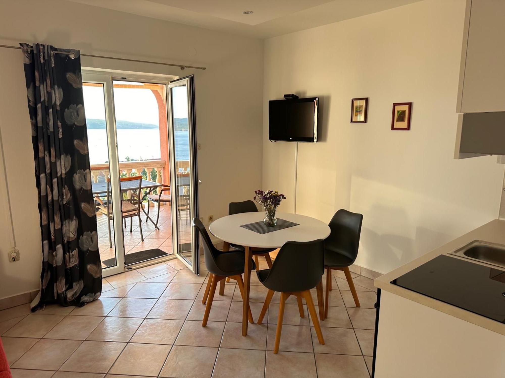 Apartment Zuzic *